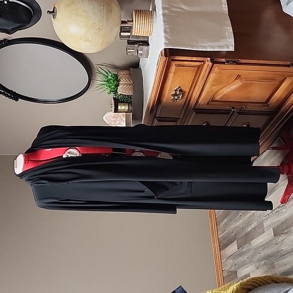 Sympli - Black long draping sweater. - Picture 1 of 11